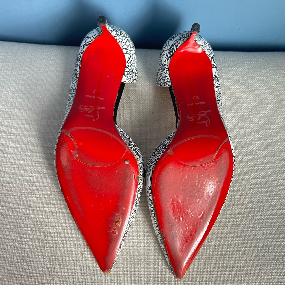 Christian Louboutin Graffiti Iriza 70 D'Orsay Pumps - Picture 6 of 12